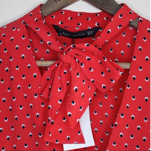 Zara NWT Bold Red Print Oversized Flutter Sleeve Blouse with Pussy Bow XS S - Picture 5 of 10